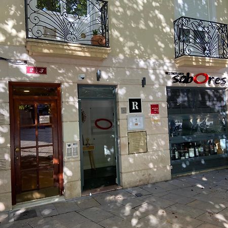 Alojamiento En Pleno Centro Con Wifi Y Aire Acondicionado Logroño Exteriör bild